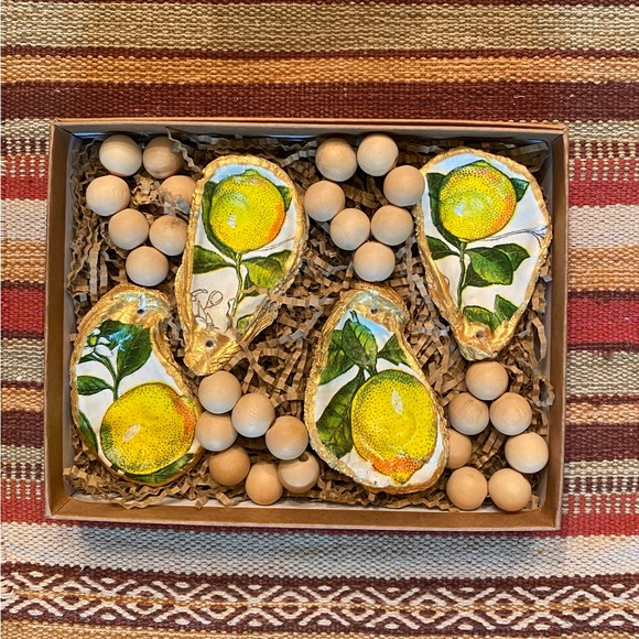 DECOUPAGE OYSTER SHELLS NAPKINS RINGS. - Picture 11 of 12